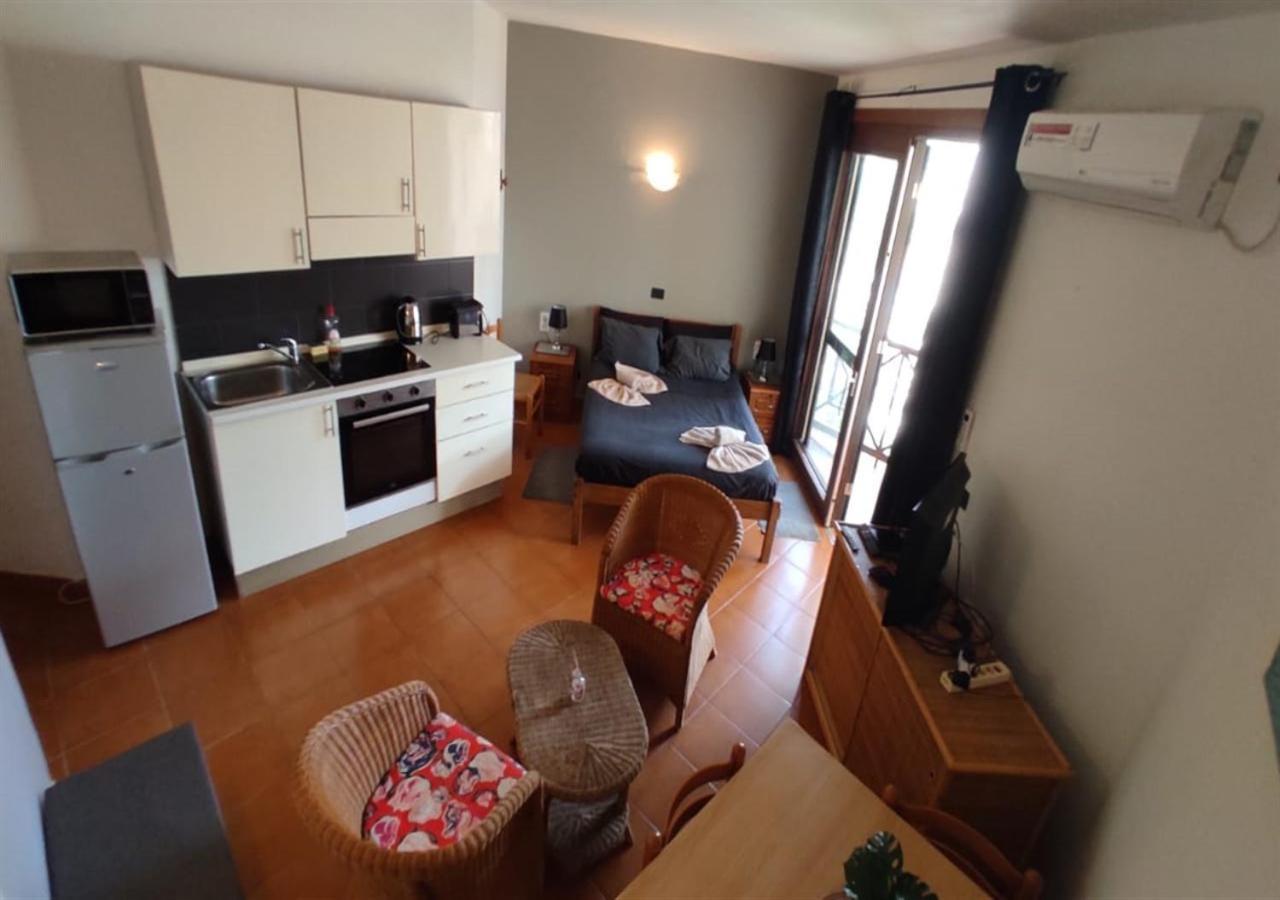 Adults Only Beachfront 1 Bed Studio Apartment In Porto Antigo 2 Santa Maria Sal With Pool Free Wifi & Aircon Ideal Long Stays Zewnętrze zdjęcie